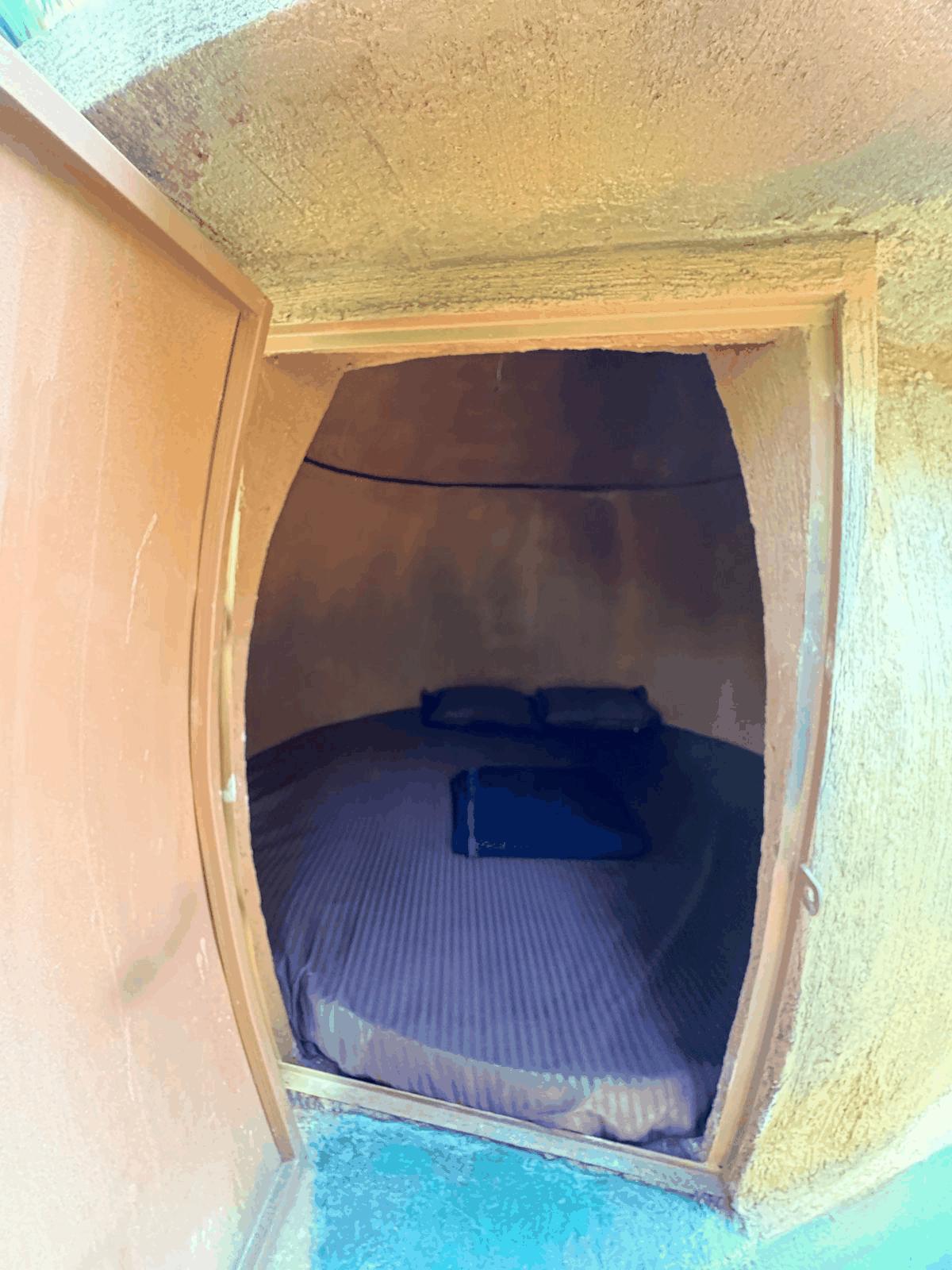 Stay Out Package Coco Shell Room
